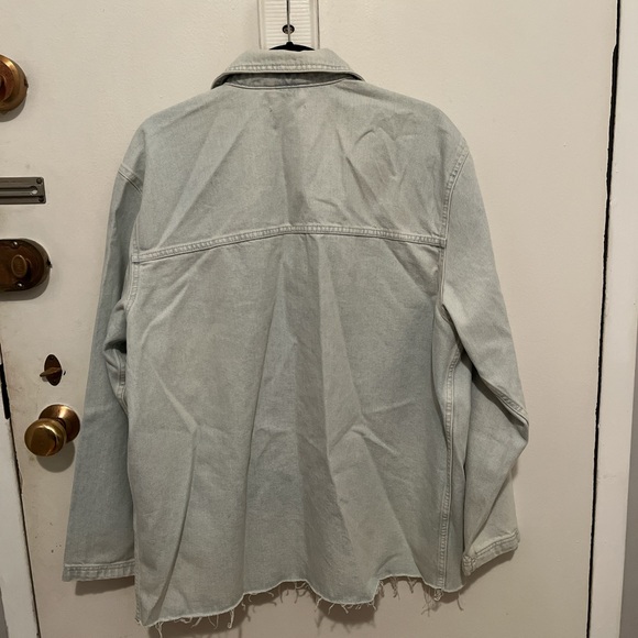 Topshop Raw Hem Light-wash Denim Shacket | Sz. 10 | Gently used - Picture 2 of 4